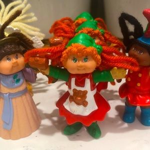 🎄15 Cabbage Patch Christmas Figurines!